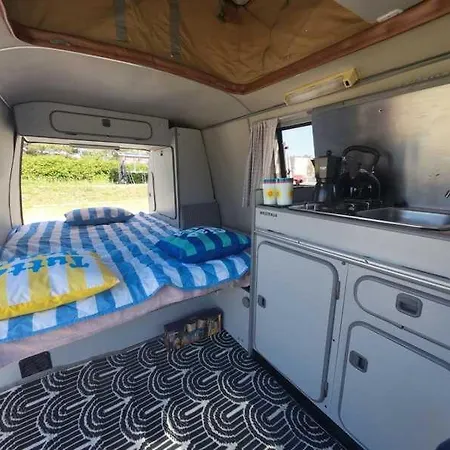 Kemp Retro Kamper