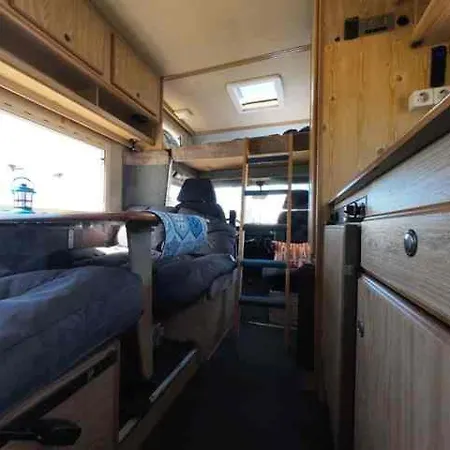 Kemp Retro Kamper